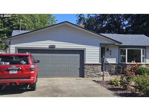 3142 Maple St, Longview, WA, 98632-3414 | Card Image