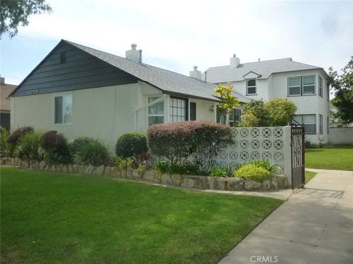 b-15709 Brighton Ave, Gardena, CA, 90247 | Card Image