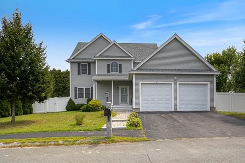 12 Tuscany Dr, Methuen, MA, 01844-6352 | Card Image
