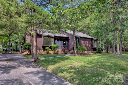 7904 Deep Hollow Ct, Charlotte, NC, 28226-3753 | Card Image