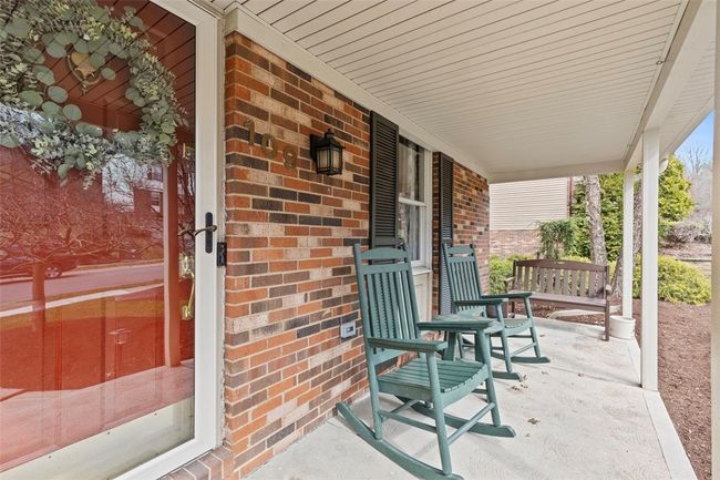 109 Halsey Ct, House other with 4 bedrooms, 3 bathrooms and 2 parking in Mt. Lebanon PA | Image 4