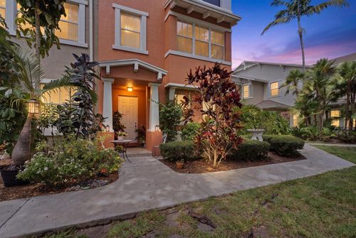 6-960 Millbrae Ct, West Palm Beach, FL, 33401-8473 | Card Image