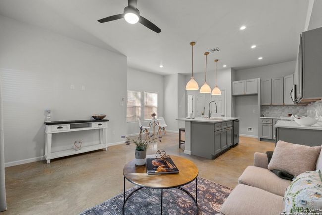 6 - 1002 Morningside Dr, Townhouse with 3 bedrooms, 3 bathrooms and null parking in Terrell Hills TX | Image 22