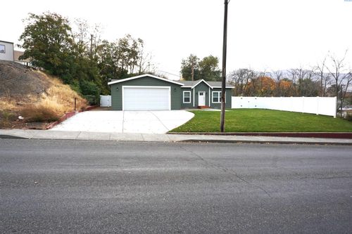 1511 Meade Ave, Prosser, WA, 99350-1449 | Card Image