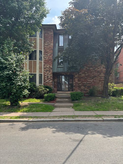 apt-101-5 Fales St, Hartford, CT, 06105-3134 | Card Image