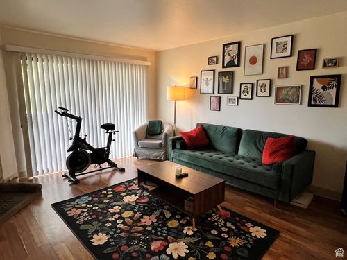 apt-11-925 Creekhill Ln, Midvale, UT, 84047-2359 | Card Image