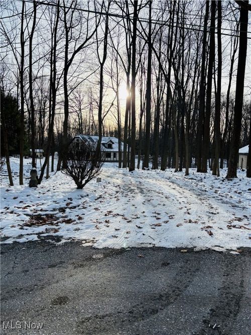 15899 Mccallum Dr, Doylestown, OH, 44230-1609 | Card Image