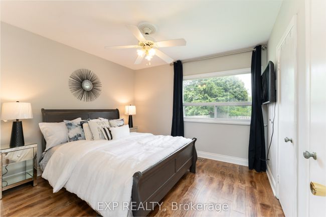 1195 Wecker Dr, House other with 4 bedrooms, 2 bathrooms and 5 parking in Oshawa ON | Image 14
