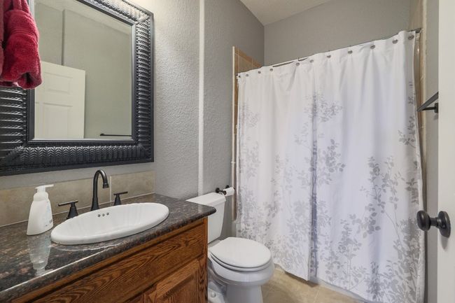 Guest bath outside bedroom #2. | Image 23
