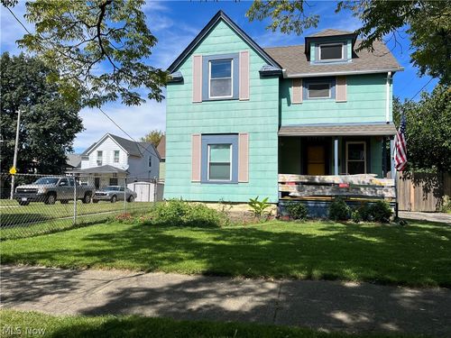 6914 Wakefield Ave, Cleveland, OH, 44102-3956 | Card Image