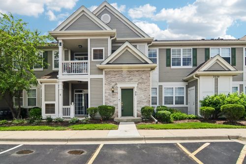 23-2220 Aurora Dr, Pingree Grove, IL, 60140-6429 | Card Image