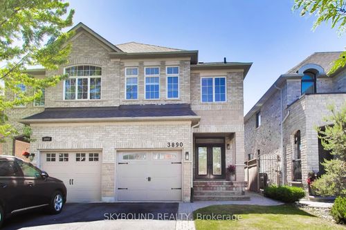 3890 Mcdowell Dr, Mississauga, ON, L5M6P2 | Card Image