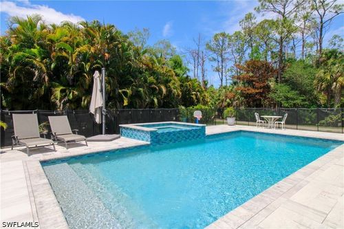 721 Logan Blvd S, Naples, FL, 34119-3901 | Card Image