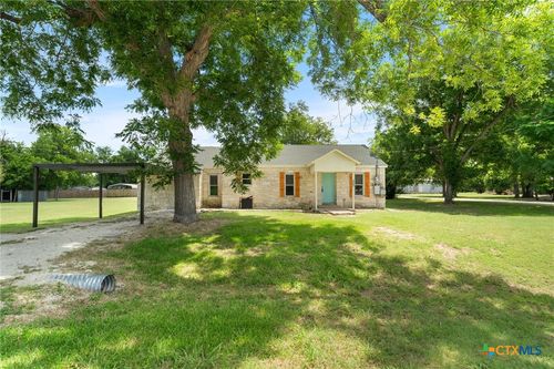 307 Crockett St, Holland, TX, 76534-3036 | Card Image
