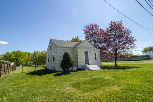 10256 N Saginaw Road, Vienna Charter Township, MI, 48420 | Card Image