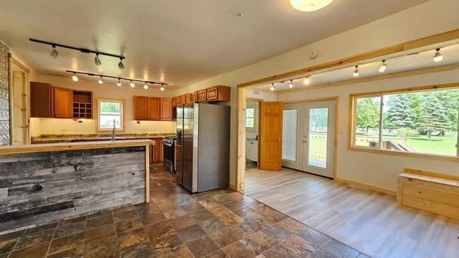 Kitchen / Entryway | Image 7