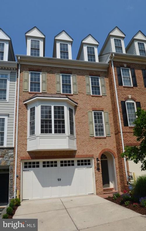 3547 Goddard Way, ALEXANDRIA, VA, 22304-6366 | Card Image