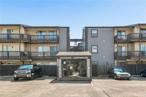 308-2301 Edenborn Ave, Metairie, LA, 70001-8215 | Card Image