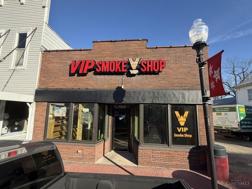 126 N Commerce St, Lewisburg, OH, 45338-9345 | Card Image