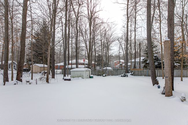 70 Moore Ave, House other with 4 bedrooms, 3 bathrooms and 9 parking in Everett ON | Image 31
