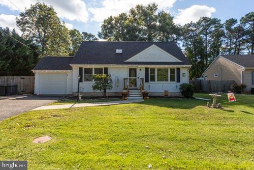37 Mermaid Dr, Manahawkin, NJ, 08050-1848 | Card Image