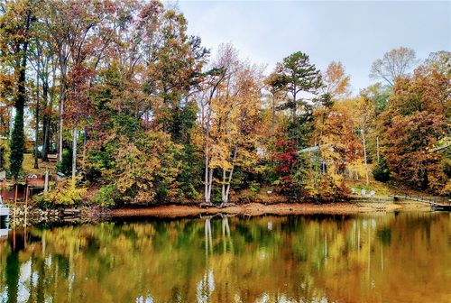 28 Bulldog Rd, Iva, SC, 29655-7748 | Card Image