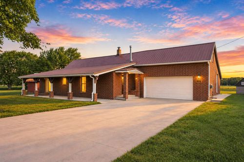 17624 Lawrence 2090, Mount Vernon, MO, 65712-7243 | Card Image