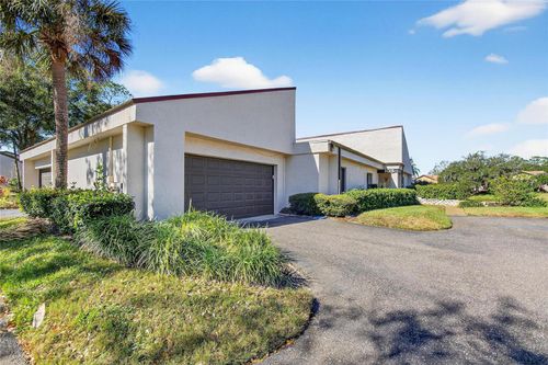 105 Capri Ct N, PLANT CITY, FL, 33566-6716 | Card Image