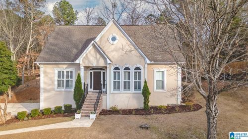4025 Bent River Ln, VESTAVIA HILLS, AL, 35216-6803 | Card Image