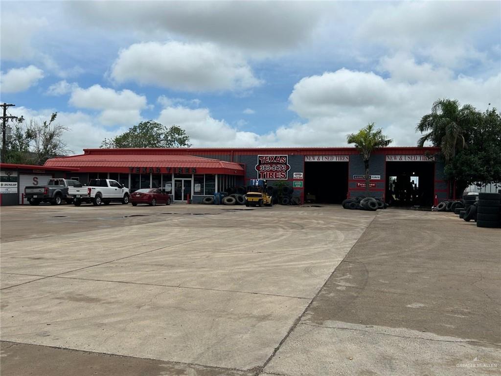 6021 Expressway 281 N, Edinburg, TX 78542