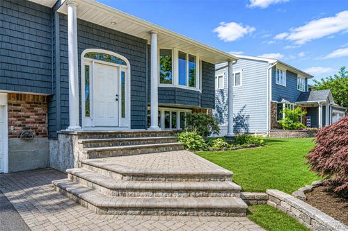 14 Stanley Pl, Hauppauge, NY, 11788-2716 | Card Image