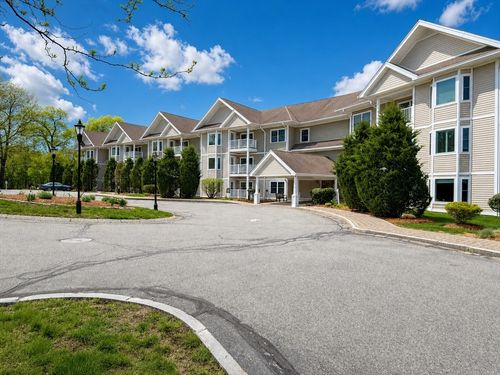unit-209-490 Main St, Northborough, MA, 01532-3606 | Card Image