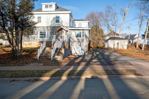 132 Almont Ave, New Glasgow, NS, B2H3G7 | Card Image