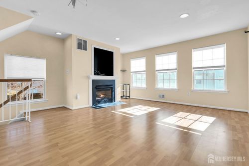 63 Giera Ct, Parlin, NJ, 08859-2199 | Card Image