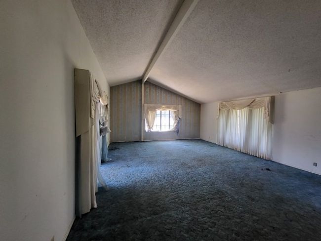 306 Wade St, House other with 4 bedrooms, 2 bathrooms and null parking in Olney TX | Image 15