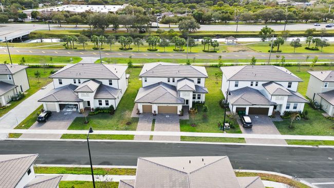 12240 Sw 44 Th Ct, House other with 5 bedrooms, 5 bathrooms and null parking in Davie FL | Image 24