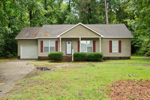 330 Brookfield Dr, Wilmington, NC, 28405-8419 | Card Image