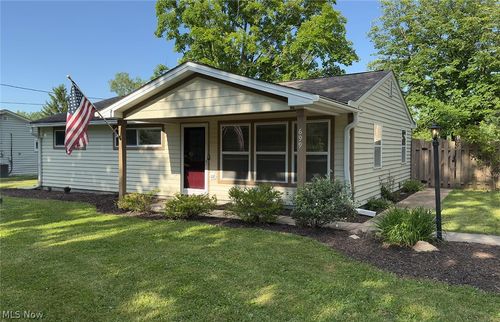 699 Hadcock Rd, Brunswick, OH, 44212-2664 | Card Image