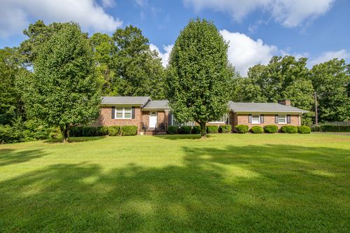 619 Hurricane Hill Dr, Waynesboro, TN, 38485-2230 | Card Image