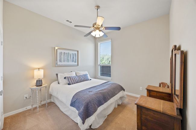 216 Equestrian Rd, House other with 4 bedrooms, 4 bathrooms and null parking in Hickory Creek TX | Image 6