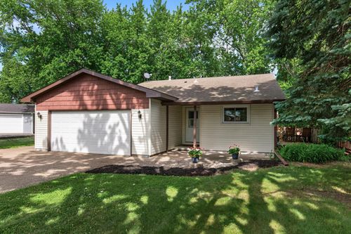 9626 Wellington Ln N, Maple Grove, MN, 55369-3774 | Card Image