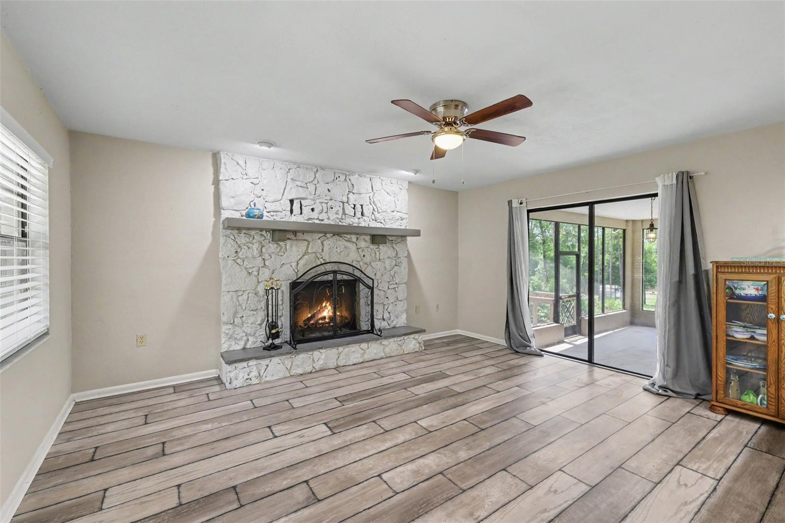Residential in DUNNELLON 5