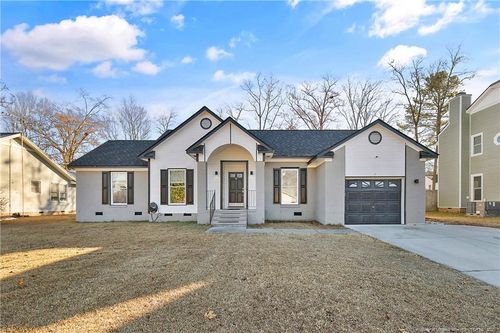 239 Buhmann Dr, Fayetteville, NC, 28314-5122 | Card Image