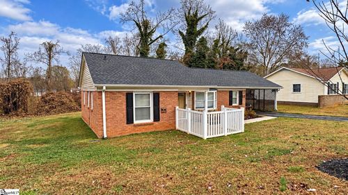 136 Raintree Drive, Spartanburg, SC, 29301 | Card Image
