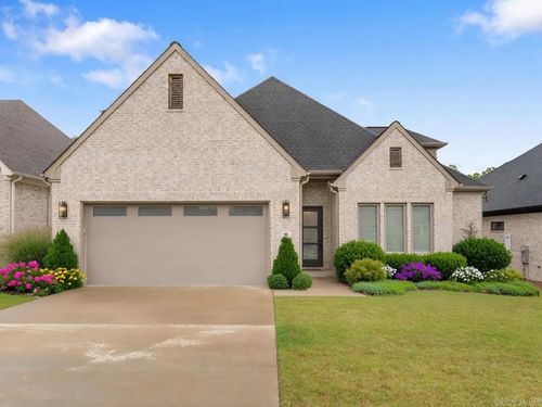 86 Copper Cir, Little Rock, AR, 72223-4022 | Card Image
