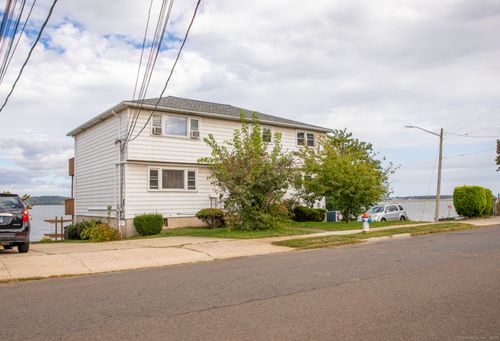 3 Bayview Pl, West Haven, CT, 06516-4756 | Card Image