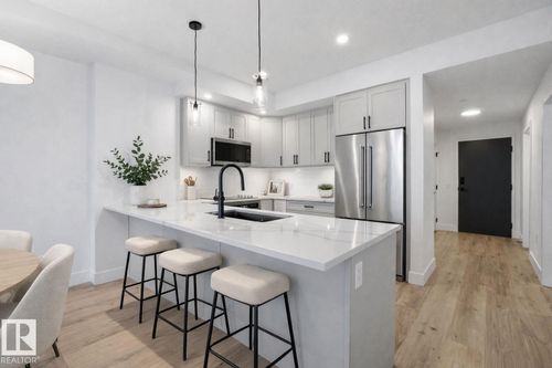 260 Bellerose Dr, St Albert, AB, T8N7P7 | Card Image