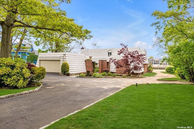90 Anchorage Road, House other with 4 bedrooms, 3 bathrooms and null parking in Hewlett Bay Park NY | Image 21