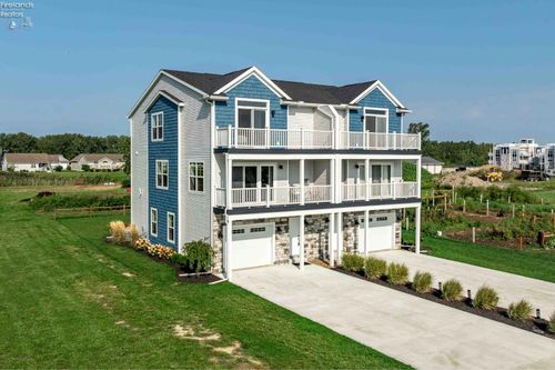 192-2782 S Waterside Ct, Marblehead, OH, 43440-9118 | Card Image