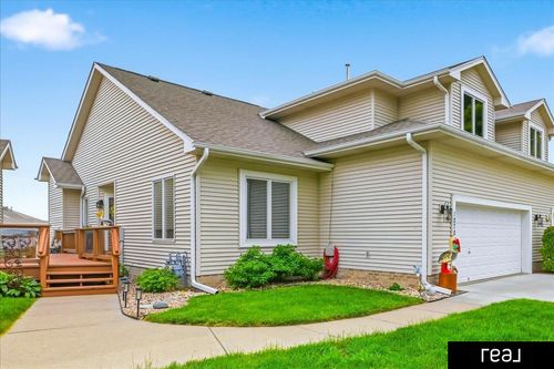1070 Waters Edge Ct, Carter Lake, IA, 51510-1168 | Card Image